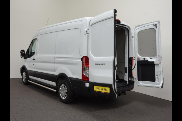 Ford Transit 130pk 2.0 L2H2 Trend Automaat Airco Navi Cruise Parkeersensoren Trekhaak Camera 360 Parkeersensoren