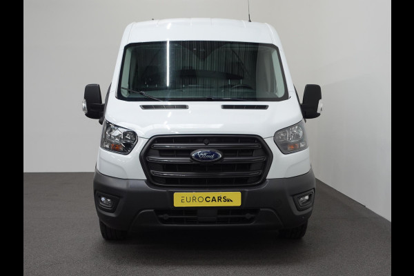 Ford Transit 130pk 2.0 L2H2 Trend Automaat Airco Navi Cruise Parkeersensoren Trekhaak Camera 360 Parkeersensoren