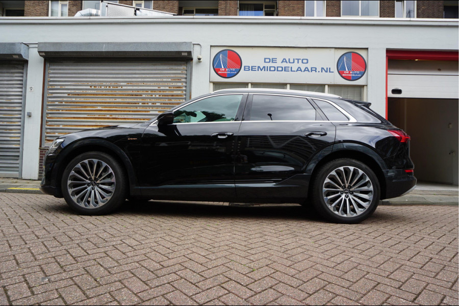 Audi e-tron 55 quattro Advanced edition Plus 95 kWh | NL AUTO | 1ste Eigenaar | Onderhoudscontract 8/2028 | Panoramadak | Luchtvering | Vollederen interieur | Trekhaak |