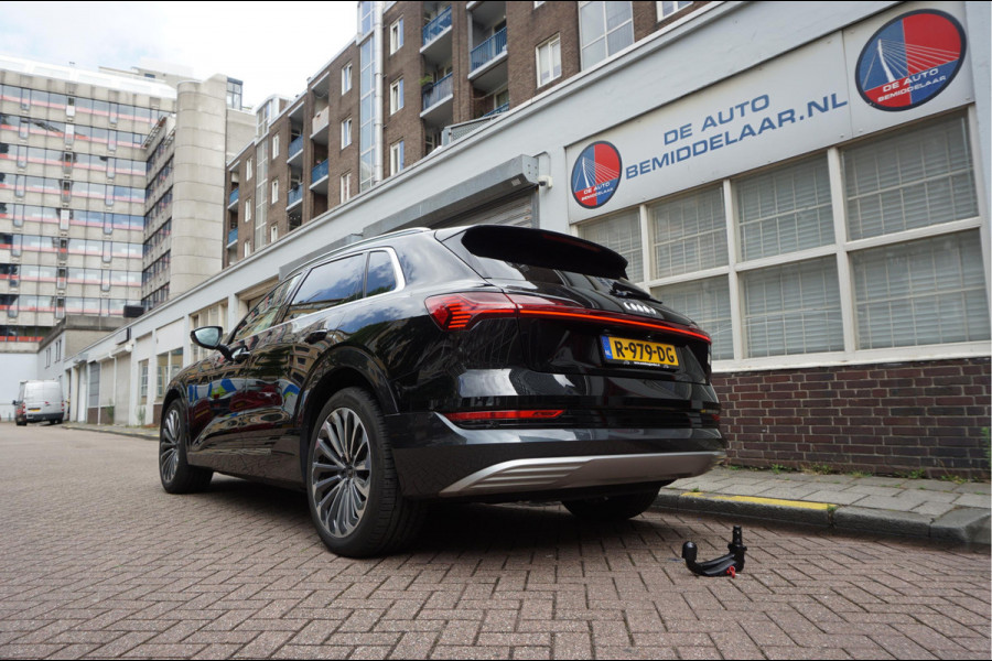 Audi e-tron 55 quattro Advanced edition Plus 95 kWh | NL AUTO | 1ste Eigenaar | Onderhoudscontract 8/2028 | Panoramadak | Luchtvering | Vollederen interieur | Trekhaak |