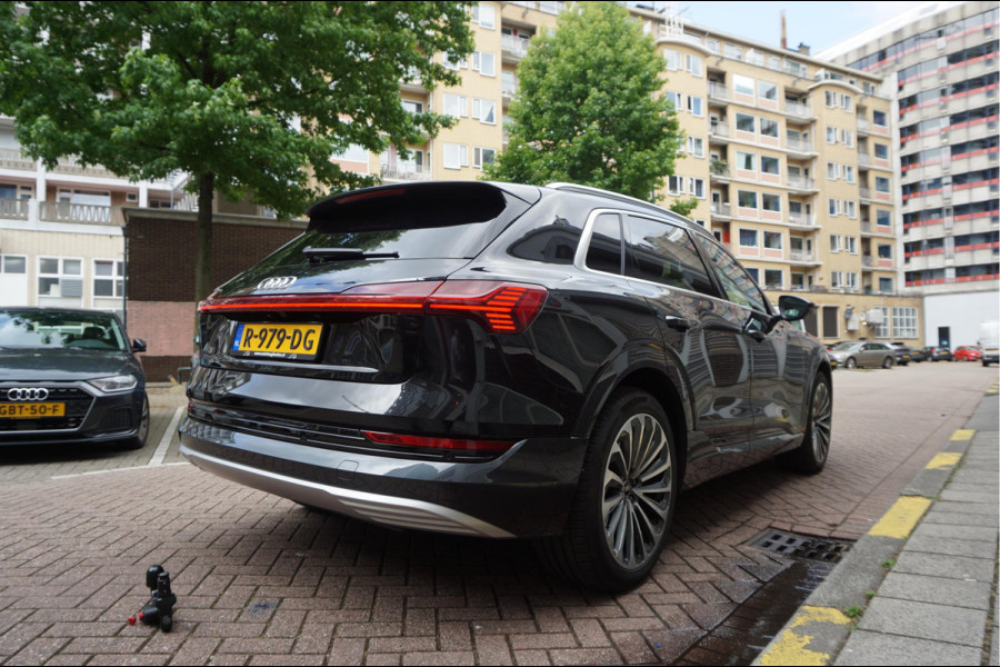 Audi e-tron 55 quattro Advanced edition Plus 95 kWh | NL AUTO | 1ste Eigenaar | Onderhoudscontract 8/2028 | Panoramadak | Luchtvering | Vollederen interieur | Trekhaak |