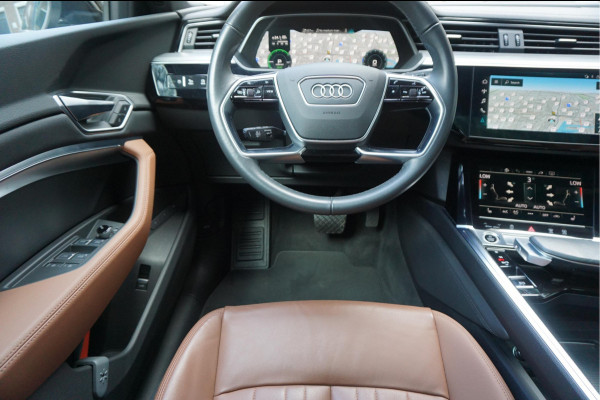 Audi e-tron 55 quattro Advanced edition Plus 95 kWh | NL AUTO | 1ste Eigenaar | Onderhoudscontract 8/2028 | Panoramadak | Luchtvering | Vollederen interieur | Trekhaak |