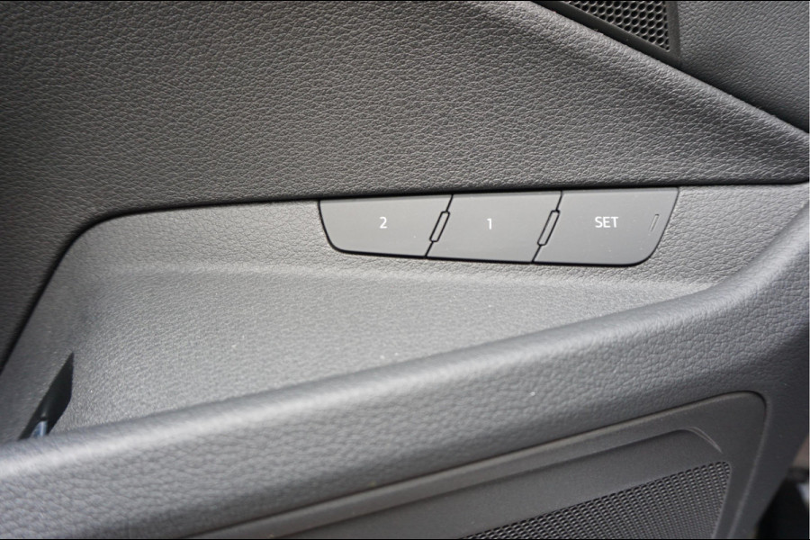 Audi e-tron 55 quattro Advanced edition Plus 95 kWh | NL AUTO | 1ste Eigenaar | Onderhoudscontract 8/2028 | Panoramadak | Luchtvering | Vollederen interieur | Trekhaak |