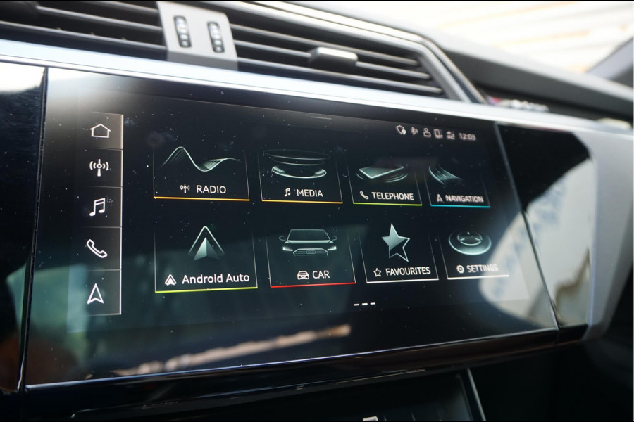 Audi e-tron 55 quattro Advanced edition Plus 95 kWh | NL AUTO | 1ste Eigenaar | Onderhoudscontract 8/2028 | Panoramadak | Luchtvering | Vollederen interieur | Trekhaak |