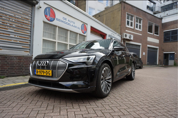 Audi e-tron 55 quattro Advanced edition Plus 95 kWh | NL AUTO | 1ste Eigenaar | Onderhoudscontract 8/2028 | Panoramadak | Luchtvering | Vollederen interieur | Trekhaak |