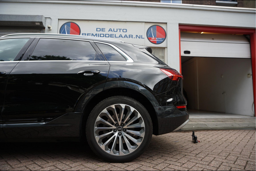 Audi e-tron 55 quattro Advanced edition Plus 95 kWh | NL AUTO | 1ste Eigenaar | Onderhoudscontract 8/2028 | Panoramadak | Luchtvering | Vollederen interieur | Trekhaak |