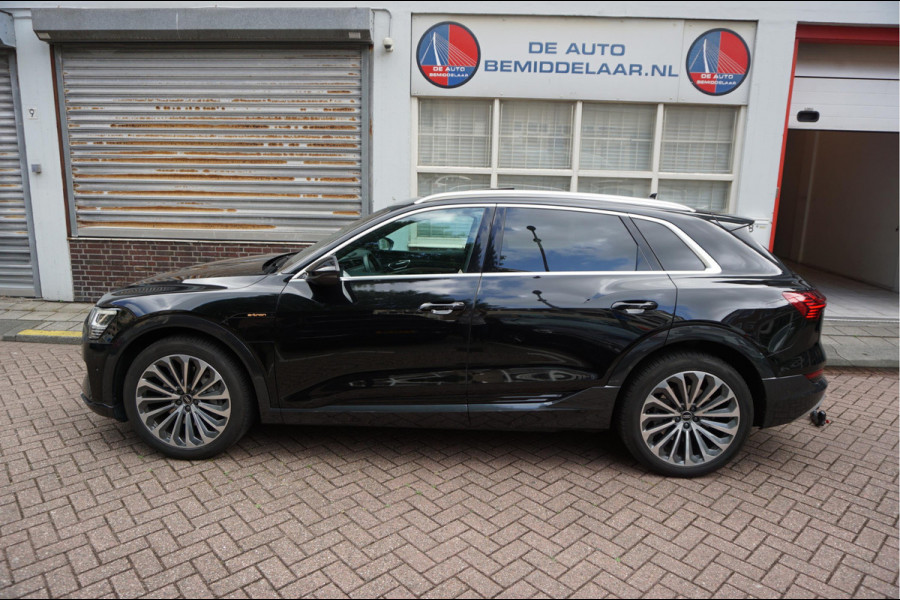 Audi e-tron 55 quattro Advanced edition Plus 95 kWh | NL AUTO | 1ste Eigenaar | Onderhoudscontract 8/2028 | Panoramadak | Luchtvering | Vollederen interieur | Trekhaak |