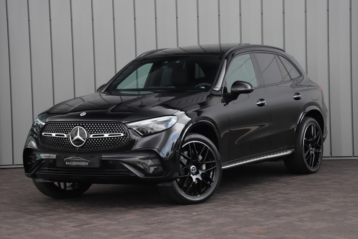Mercedes-Benz GLC 300e AMG 4-Matic | 313PK | Pano | Head-up | Sfeerverlichting | Burmester | Memory | Stuurwielverw. | Keyles-go | 2024. Mercedes-Benz GLC 300e AMG 4-Matic | 313PK | Pano | Head-up | Sfeerverlichting | Burmester | Memory | Stuurwielverw. | Keyles-go | 2024.