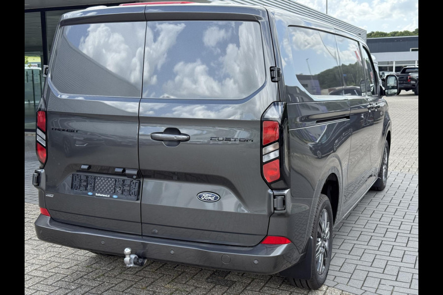 Ford Transit Custom 320 2.5 PHEV L2H1 Limited 233pk | Driver Assistance pack Premium | Wegklapbare Trekhaak | Verwarmd Stuurwiel | 17 inch Licht metalen Velgen | B&O Speakers