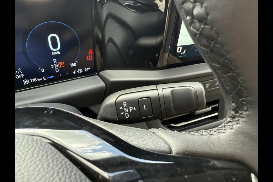 Ford Transit Custom 320 2.5 PHEV L2H1 Limited 233pk | Driver Assistance pack Premium | Wegklapbare Trekhaak | Verwarmd Stuurwiel | 17 inch Licht metalen Velgen | B&O Speakers