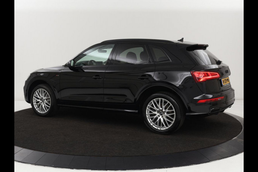 Audi Q5 2.0 TFSI quattro S Line | Stoelverwarming | Carplay | Half leder | Sportstoelen | Full LED | Navigatie | Achterbankverwarming | Park Assist | Virtual Cockpit