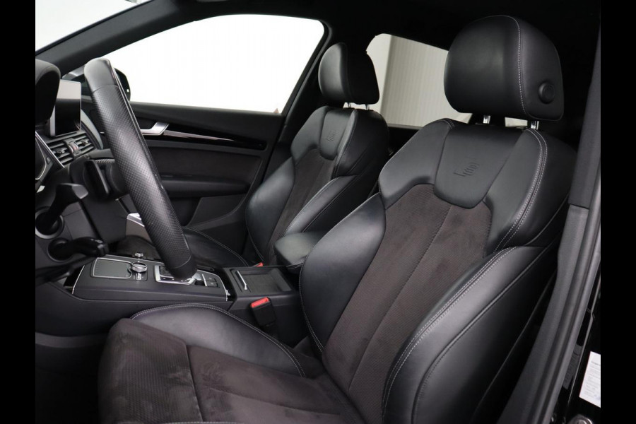 Audi Q5 2.0 TFSI quattro S Line | Stoelverwarming | Carplay | Half leder | Sportstoelen | Full LED | Navigatie | Achterbankverwarming | Park Assist | Virtual Cockpit