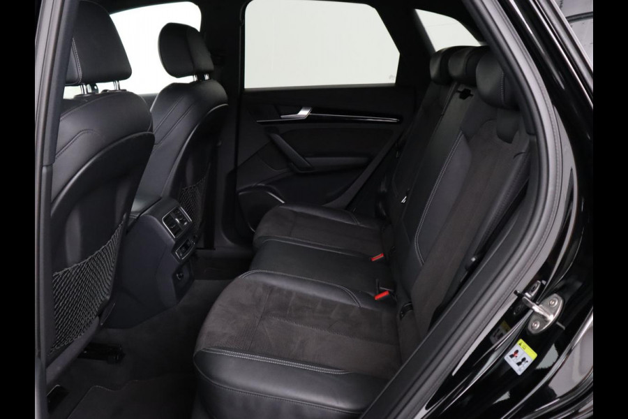Audi Q5 2.0 TFSI quattro S Line | Stoelverwarming | Carplay | Half leder | Sportstoelen | Full LED | Navigatie | Achterbankverwarming | Park Assist | Virtual Cockpit