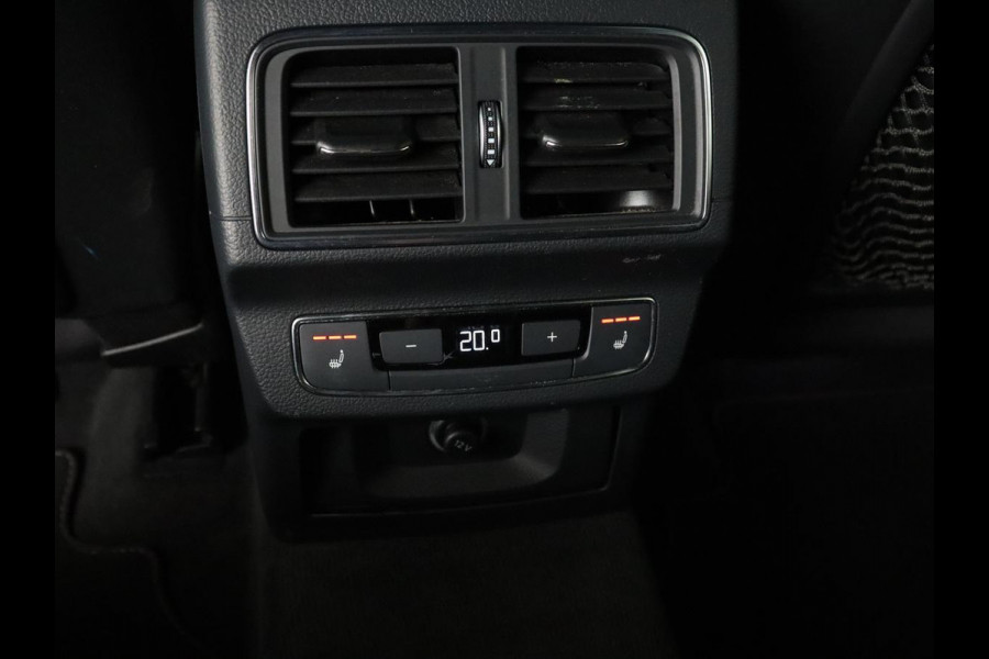 Audi Q5 2.0 TFSI quattro S Line | Stoelverwarming | Carplay | Half leder | Sportstoelen | Full LED | Navigatie | Achterbankverwarming | Park Assist | Virtual Cockpit