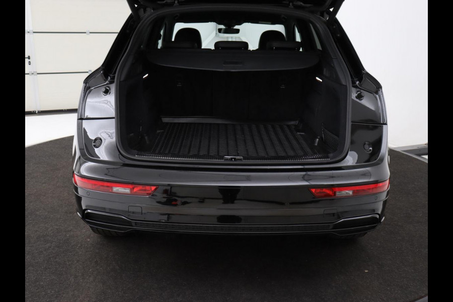 Audi Q5 2.0 TFSI quattro S Line | Stoelverwarming | Carplay | Half leder | Sportstoelen | Full LED | Navigatie | Achterbankverwarming | Park Assist | Virtual Cockpit
