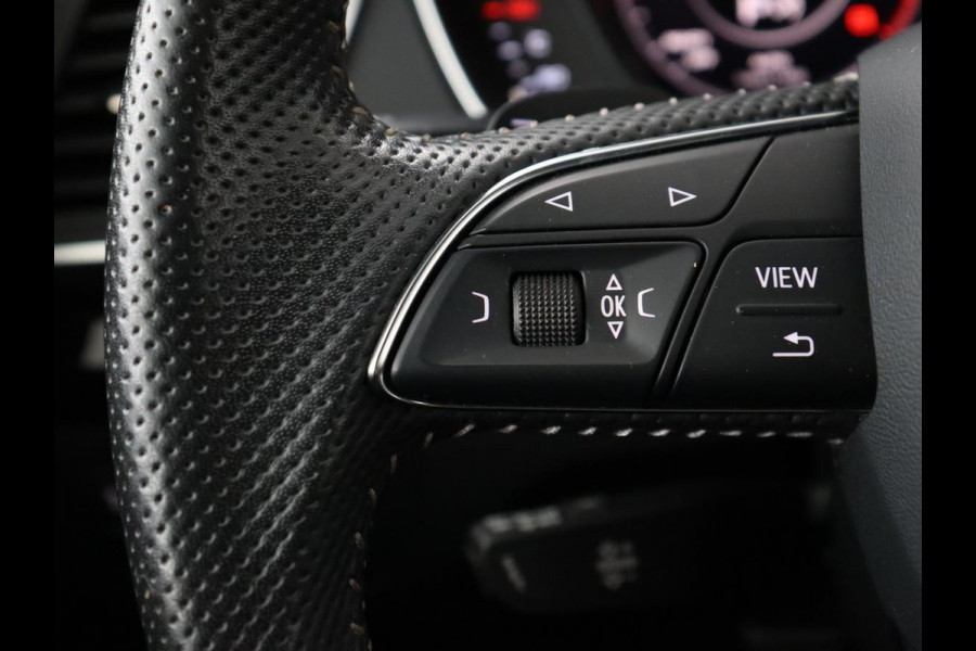 Audi Q5 2.0 TFSI quattro S Line | Stoelverwarming | Carplay | Half leder | Sportstoelen | Full LED | Navigatie | Achterbankverwarming | Park Assist | Virtual Cockpit