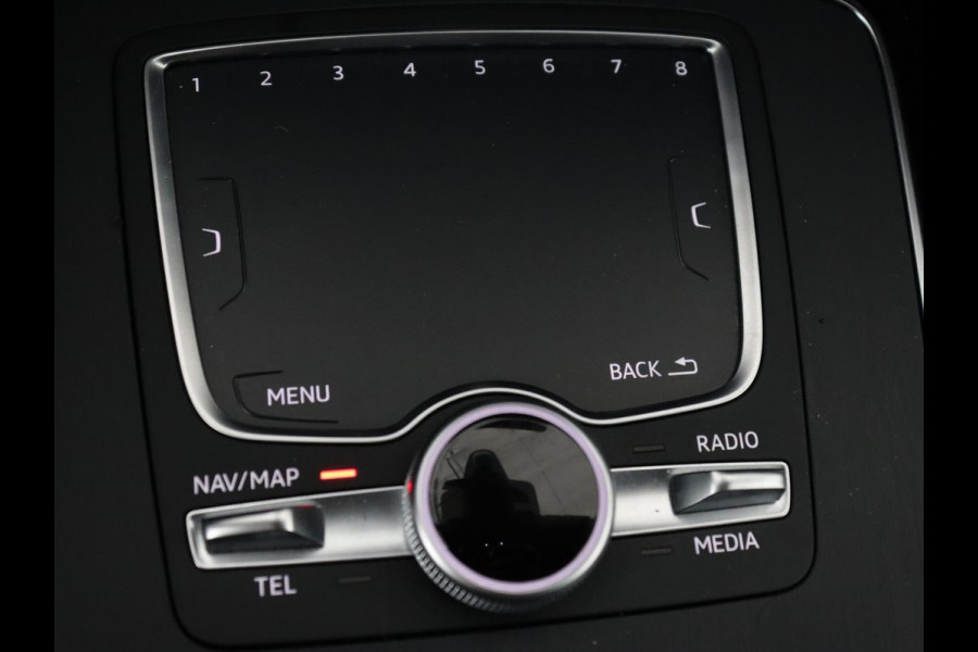 Audi Q5 2.0 TFSI quattro S Line | Stoelverwarming | Carplay | Half leder | Sportstoelen | Full LED | Navigatie | Achterbankverwarming | Park Assist | Virtual Cockpit