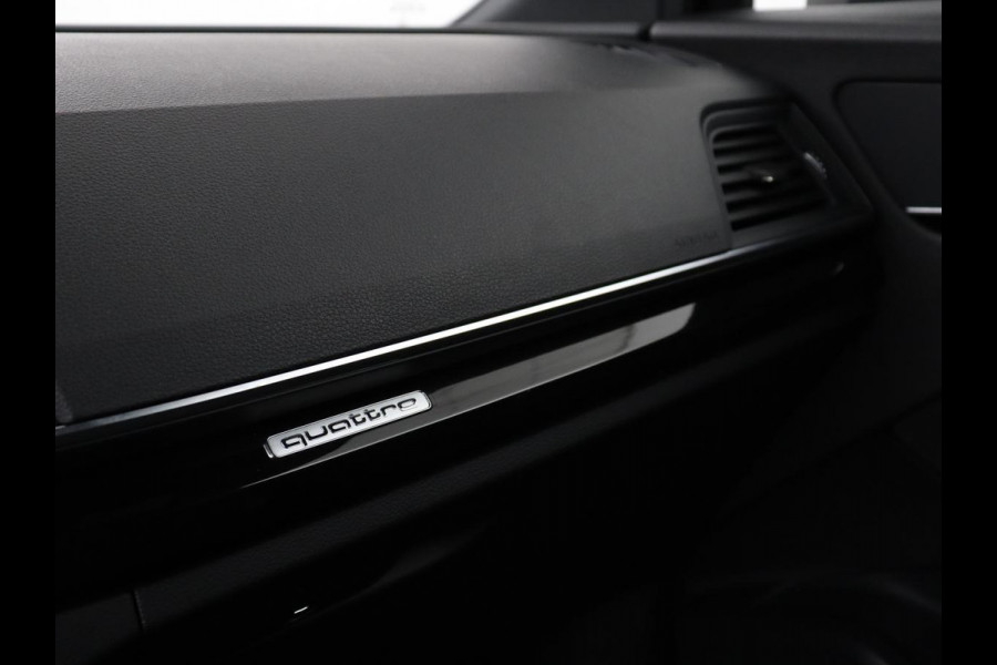 Audi Q5 2.0 TFSI quattro S Line | Stoelverwarming | Carplay | Half leder | Sportstoelen | Full LED | Navigatie | Achterbankverwarming | Park Assist | Virtual Cockpit
