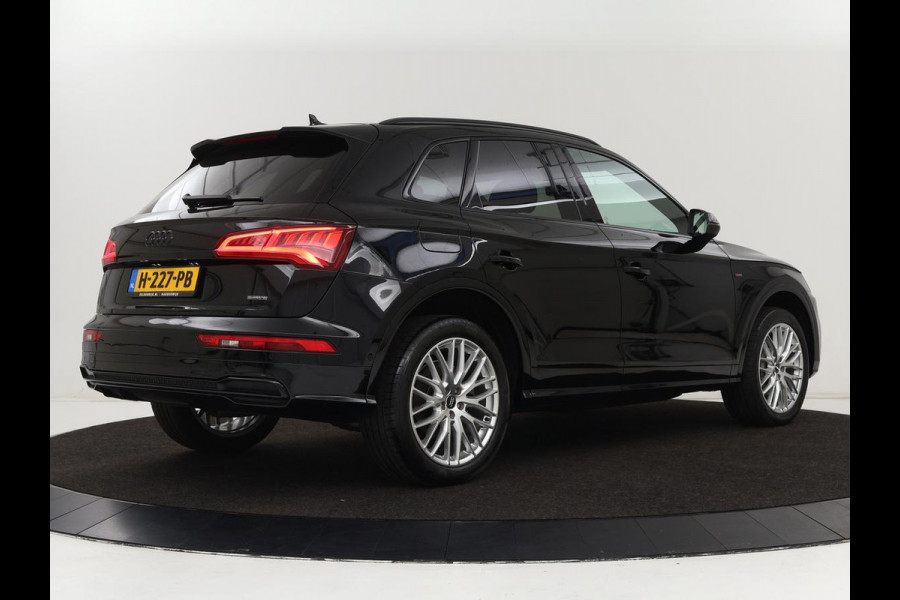 Audi Q5 2.0 TFSI quattro S Line | Stoelverwarming | Carplay | Half leder | Sportstoelen | Full LED | Navigatie | Achterbankverwarming | Park Assist | Virtual Cockpit