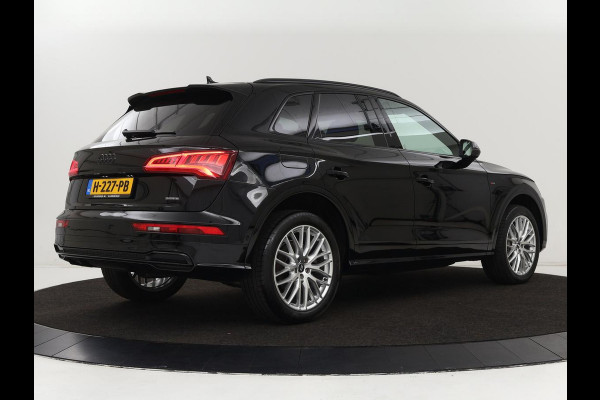 Audi Q5 2.0 TFSI quattro S Line | Stoelverwarming | Carplay | Half leder | Sportstoelen | Full LED | Navigatie | Achterbankverwarming | Park Assist | Virtual Cockpit