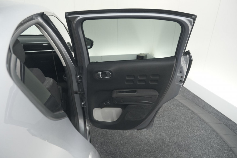 Citroën C3 PureTech 110 EAT6 Max | Parkeersensoren | Apple Carplay | 16 Inch Lichtmetalen Velgen