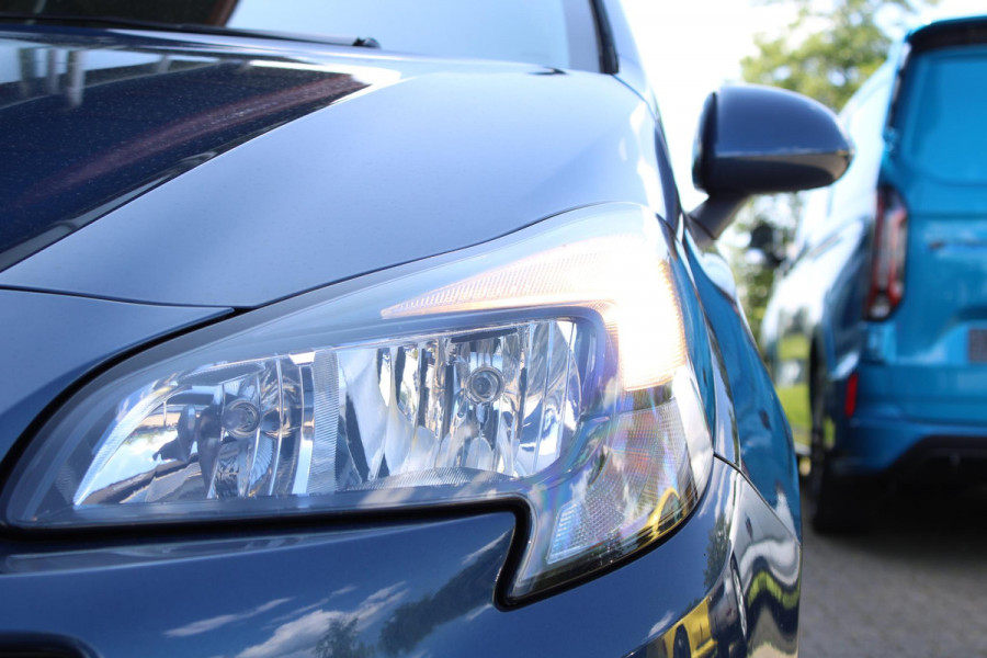 Opel Corsa 1.2 | Trekhaak | Airco | Lichtmetalen Velgen | Goed onderhouden |