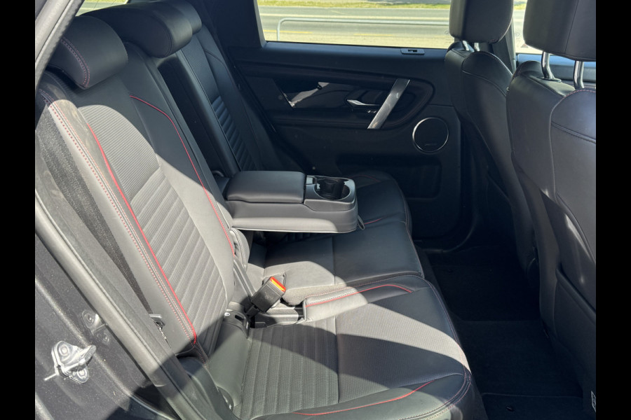 Land Rover Discovery Sport P300e 1.5 R-Dynamic HSE .Neem contact op en we maken een afspraak!