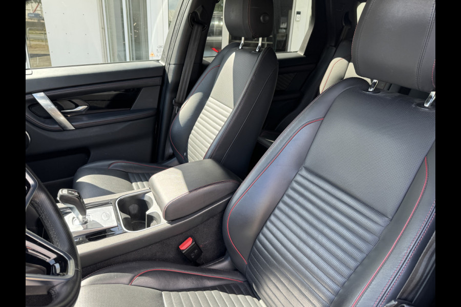 Land Rover Discovery Sport P300e 1.5 R-Dynamic HSE .Neem contact op en we maken een afspraak!