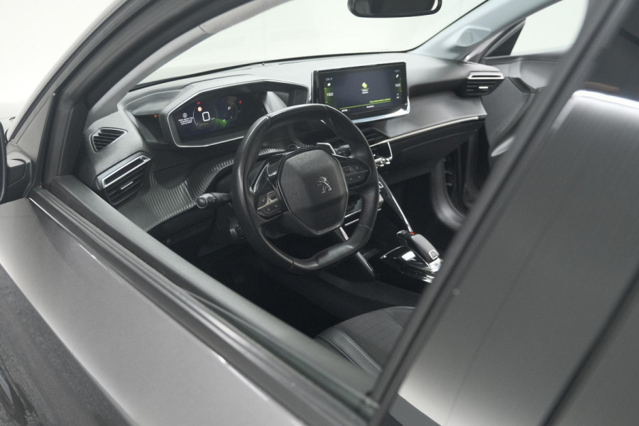 Peugeot 208 PureTech 100 EAT8 Allure | Camera | Apple Carplay | Navigatie | Parkeersensoren