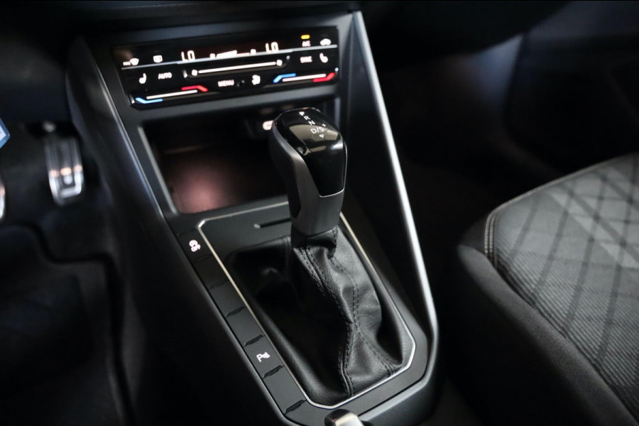 Volkswagen Polo 1.0 TSI DSG 2x R-Line Virtual cockpit PANO IQ Light Adaptive Cruise Control Navi CARPLAY Clima Lease/Inruil MOG