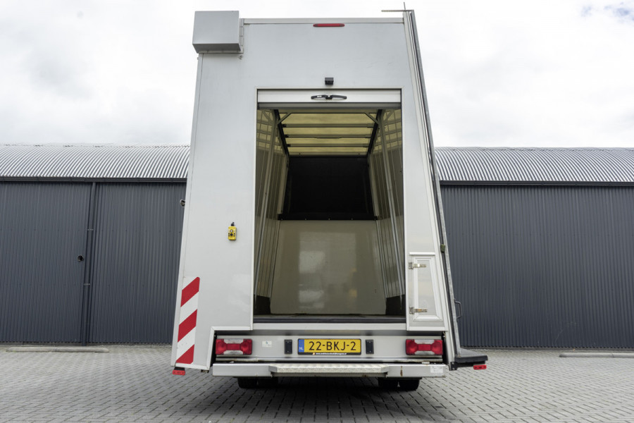 Iveco Daily 50C18 | Glasresteel | Automaat | 180 PK | Camera | Navigatie | Cruise | Airco | Tachograaf | Euro 6