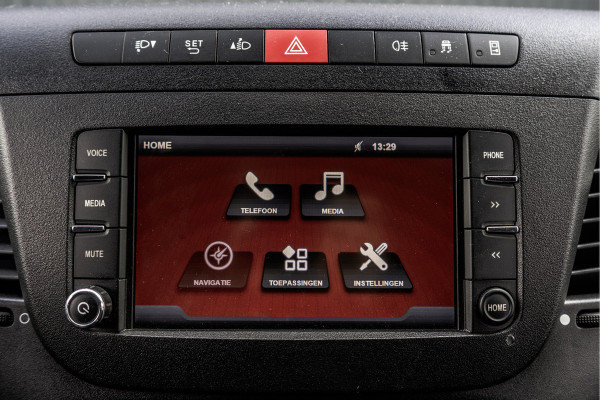Iveco Daily 50C18 | Glasresteel | Automaat | 180 PK | Camera | Navigatie | Cruise | Airco | Tachograaf | Euro 6