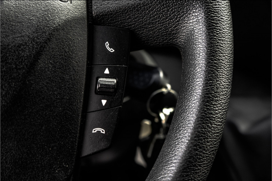 Iveco Daily 50C18 | Glasresteel | Automaat | 180 PK | Camera | Navigatie | Cruise | Airco | Tachograaf | Euro 6