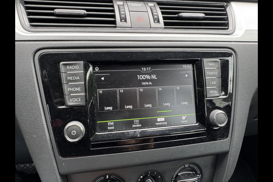 Škoda Rapid Spaceback 1.2 TSI Greentech Drive | Navigatie | Trekhaak | Parkeersensoren | Lichtmetalen Velgen |
