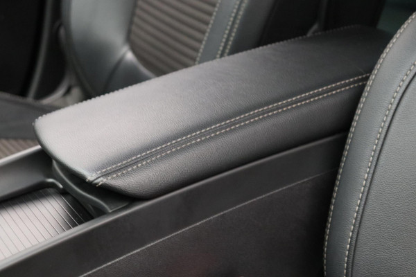 Renault Scénic 1.3 TCe Intens Trekhaak Navigatie Origineel NL