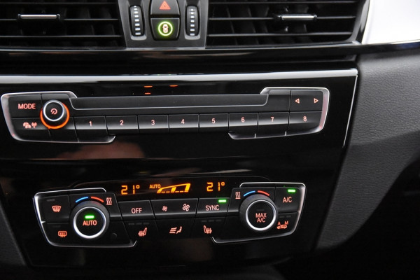 BMW X1 sDrive18i *1ste Eigenaar*Leder*Navigatie*Trekhaak*