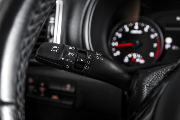 Kia Sportage 1.6 T-GDI 177 PK GT-Line - automaat | S/K-Panodak | Cruise | PDC | Camera | NAV+App. Connect | ECC | LM 19" |