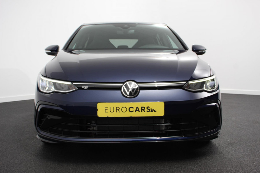 Volkswagen Golf 1.5 eTSI DSG R-Line | DEMO ! | Navigatie | Climate Control | Adaptive cruise control | Dab | Led | Stoel en Stuurverwarming
