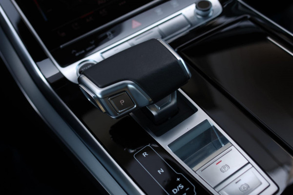 Audi Q7 60 TFSI e Quattro Competition *Pano*RS-Stoelen*B&O*Massage*360 Camera*