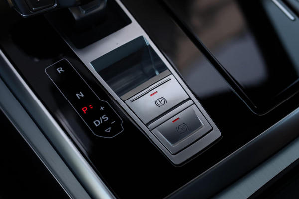 Audi Q7 60 TFSI e Quattro Competition *Pano*RS-Stoelen*B&O*Massage*360 Camera*