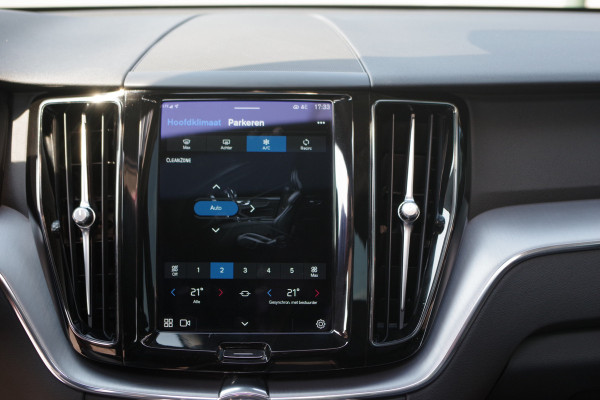 Volvo XC60 2.0 T6 Plug-in Hybrid AWD 350 PK Inscription Expression, Leder, Panoramadak, Camera,