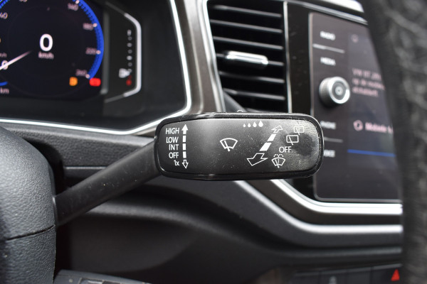 Volkswagen T-Roc 1.5 TSI Style Automaat / Navigatie / Adap. Cruise / Trekhaak / Camera / PDC v+a / 17" LM