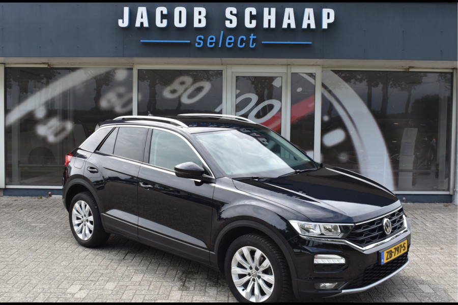 Volkswagen T-Roc 1.5 TSI Style Automaat / Navigatie / Adap. Cruise / Trekhaak / Camera / PDC v+a / 17" LM