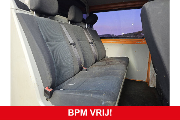 Volkswagen Transporter 2.0 TDI L2H1 DC airco, navi, pdc, trekhaak, 150Pk, Euro6!