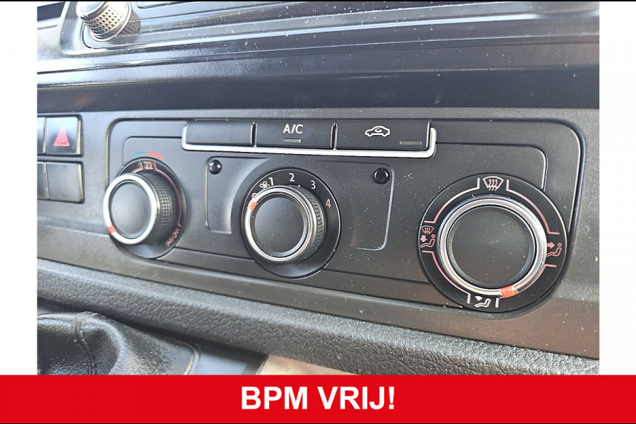 Volkswagen Transporter 2.0 TDI L2H1 DC airco, navi, pdc, trekhaak, 150Pk, Euro6!