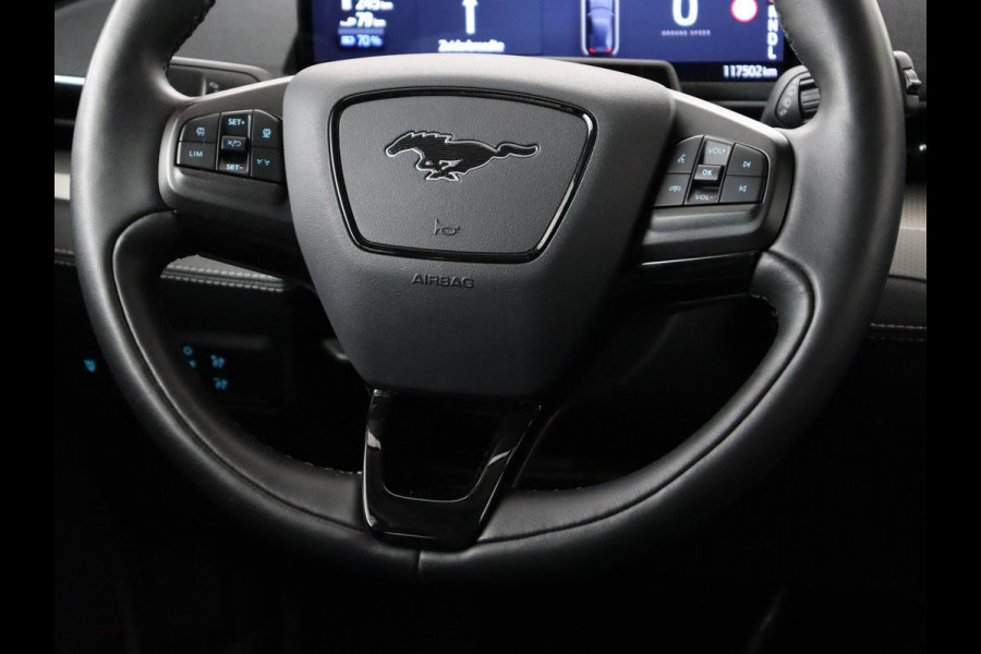 Ford Mustang Mach-E RWD 75 kWh | Leder | Stoelverwarming | Adaptive cruise | 360 camera | Adaptive cruise | B&O Sound | Stuurverwarming