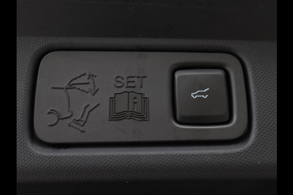 Ford Mustang Mach-E RWD 75 kWh | Leder | Stoelverwarming | Adaptive cruise | 360 camera | Adaptive cruise | B&O Sound | Stuurverwarming