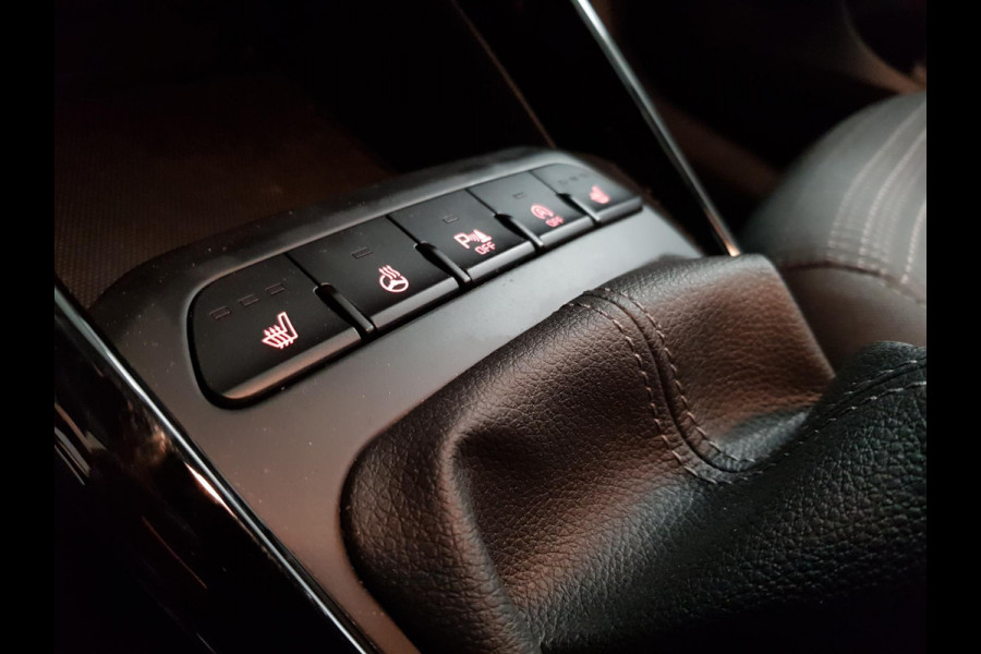 Kia Stonic 1.0 T-GDi DynamicLine Climate Control Navigatie  Stoelverwarming Privacy Glass Lichtmetalen velgen