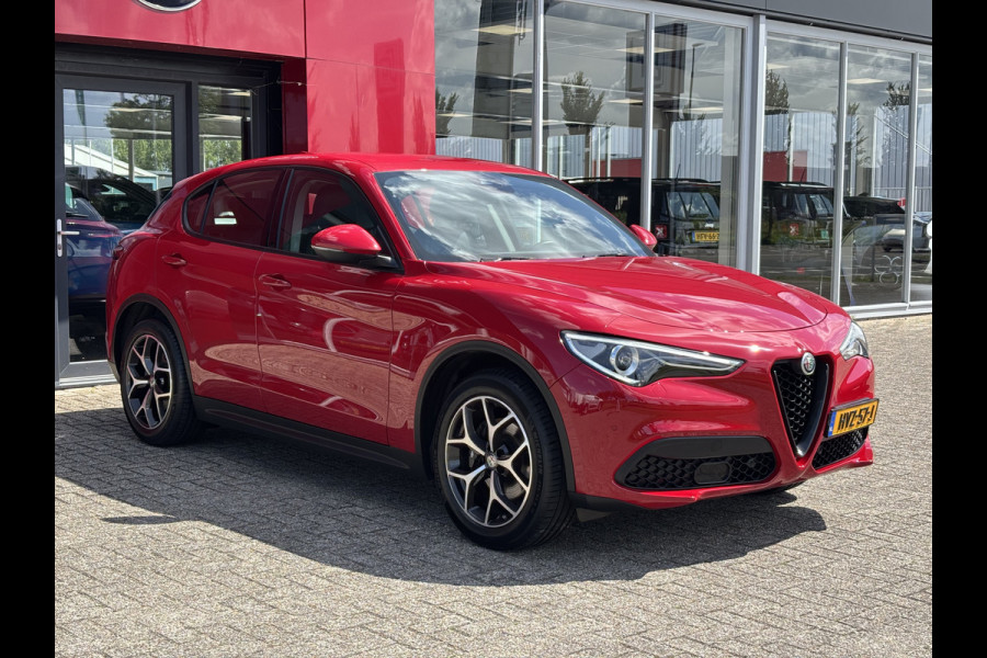 Alfa Romeo Stelvio 2.0 T AWD Sprint | Stoel/stuurwielverwarming | Harman Kardon