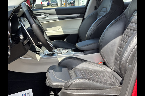 Alfa Romeo Stelvio 2.0 T AWD Sprint | Stoel/stuurwielverwarming | Harman Kardon